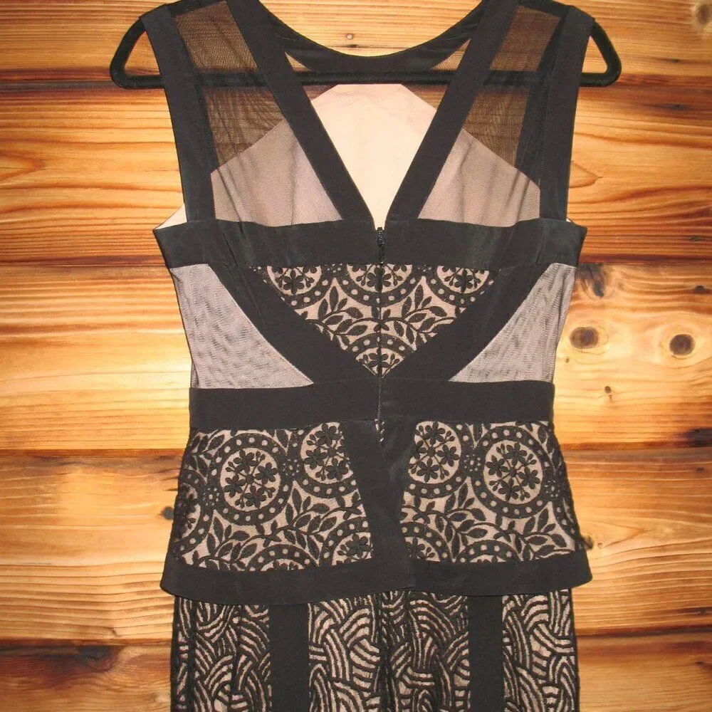 BCBG MAX AZRIA Viviana illusion lace peplum gown Black - Picture 8 of 11